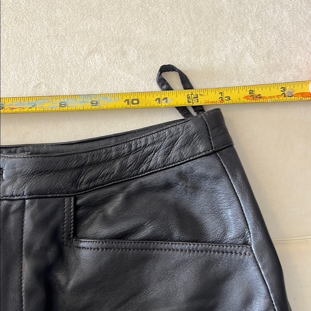 Vintage Women’s Brown Leather Pants Size 6